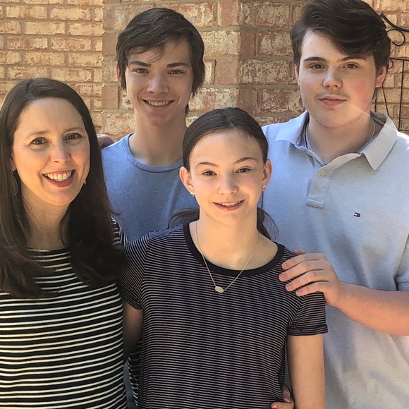 Meet your posher - Picture 3 of 3